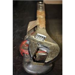 PIPE WRENCH & CRESCENT WRENCH