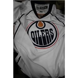 NEW EDMONTON OILERS JERSEY SIZE ADULTS: XXL