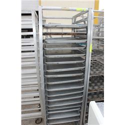 BAKERY RACK WITH 19 OVEN PANS