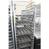 Image 1 : BAKERY RACK WITH 6 MUFFIN PANS