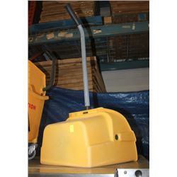 COMMERCIAL DUSTPAN SCOOP