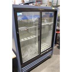 TRUE MODEL GDM-415L-60 2 DOOR GLASS FRONT