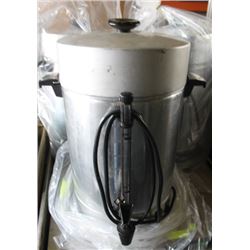 REGALWARE 100 CUP COFFEE MAKER
