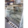 Image 1 : REFRIGERATED PASTRY DISPLAY