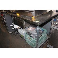 STAINLESS STEEL TABLE WITH DRAWER