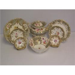 ROCKINGHAM STYLE BREAKFAST SET,comprising 8 pieces 50 - 100...