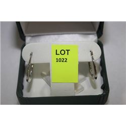 10KT WHITE GOLD HOOP EARRINGS