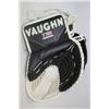 Image 1 : VAUGHN T750 GOALIE GLOVE