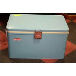 VINTAGE COLEMAN COOLER