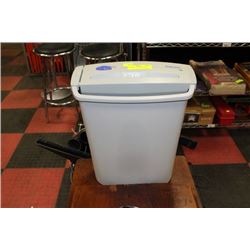 FELLOWES PAPER SHREDDER