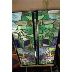 STAINED-GLASS FIREPLACE SCREEN