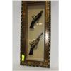 Image 1 : SHADOW BOX WITH 2 PISTOLS