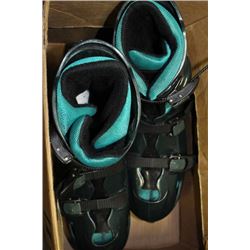 WOMENS SIZE 8 FREE SPIRIT ROLLER BLADES