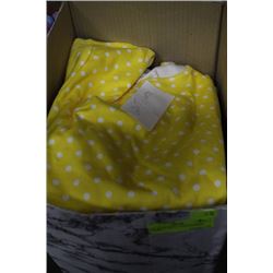 BOX W/ 20 NEW LADIES SUMMER T-SHIRTS