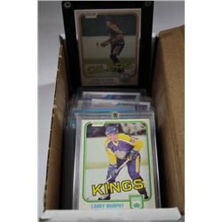 BOX OF 70/80s O-PEE-CHEE HOCKEY CARDS