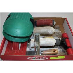 FLAT OF DRYWALL TOOLS