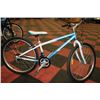 Image 1 : AVIGO LADIES 18SPD MTN BIKE