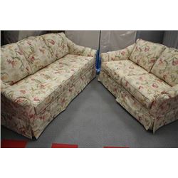 FLORAL FABRIC SOFA W HIDE-A-BED LOVE SEAT***