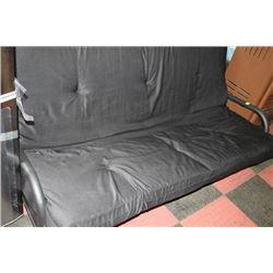BLACK FUTON