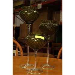 ESTATE GLASS 3 PC DECORATIVE CUP SET