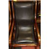 Image 2 : 2 WOOD & LEATHER CHAIRS W/ OTTOMAN