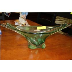 ESTATE GREEN ART GLASS DISH