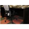 Image 1 : SHOWHOME OFFICE DESK W 2 DRAWER FILER AND