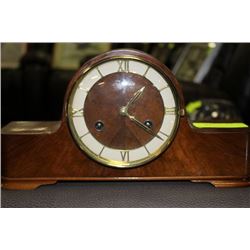 VINTAGE FORESTVILLE MANTLE CLOCK