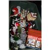 Image 1 : ESTATE TOTE OF CHRISTMAS ORNAMENTS