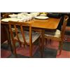 Image 1 : ESTATE WOOD TONE TABLE W 4 SIDECHAIRS