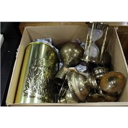 ESTATE BOX OF BRASS ORNAMENTS