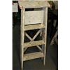 Image 1 : 4FT WOOD LADDER