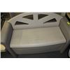 Image 1 : RUBBERMAID OUTDOOR BENCH W STORAGE