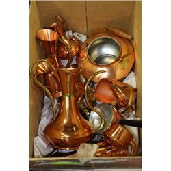 ESTATE BOX OF COPPER ORNAMENTS