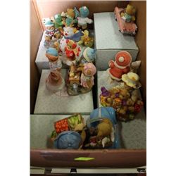 ESTATE BOX OF CHERISHED TEDDYS