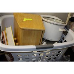 TUB OF HOUSEHOLD ITEMS