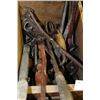 Image 1 : BOX OF ASSORTED HAND TOOLS