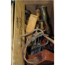 BOX OF ASSORTED HAND TOOLS
