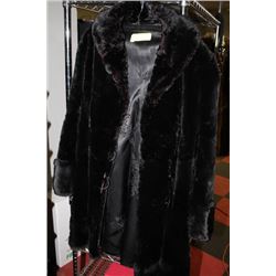 BLACK FUR COAT