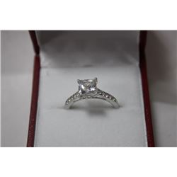 SILVER CUBIC ZIRCONIAN RING