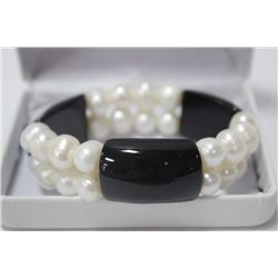 FRESHWATER PEARL & ONYX BRACELET MSRP $300