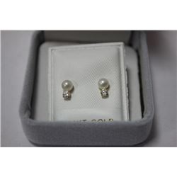 14 KT GOLD FRESHWATER PEARL & CUBIC ZIRCONIA
