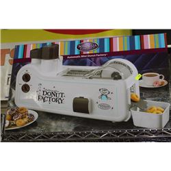 NOSTALGIA ELECTRIC MINI DONUT FACTORY