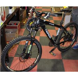 NORCO RIVAL MOUNTAIN BIKE WITH HELMET