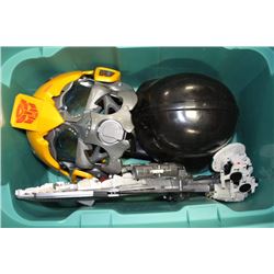 TUB OF STAR WARS ITEMS