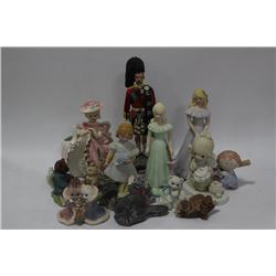 LOT OF COLLECTIBLE FIGURES