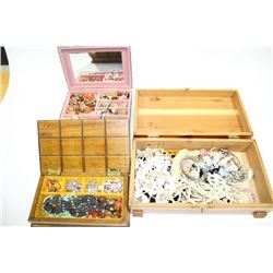 3 JEWELLRY BOXES WITH CONTENTS