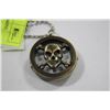 Image 1 : SKULL AND CROSS BONES MINI POCKET WATCH