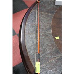 VINTAGE VIOLIN BOW