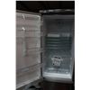 Image 2 : GE ST STEEL 18 CU FT LOFT FRIDGE